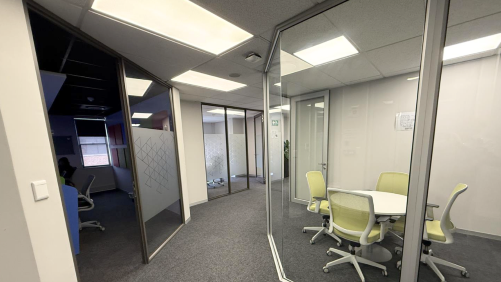 Office to Rent Newlands on Main
