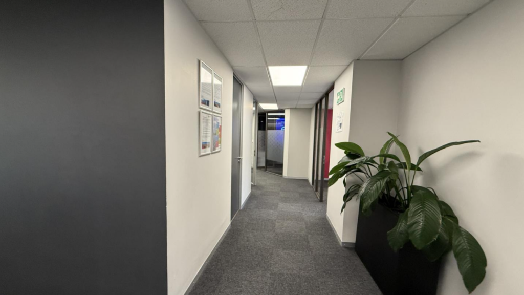 Office to Rent Newlands on Main