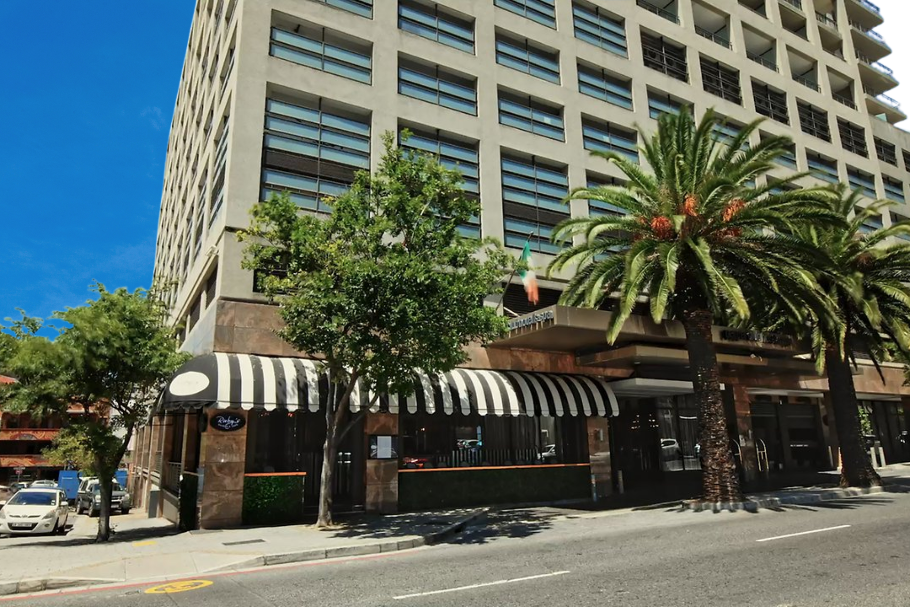 312 m² Retail Space to Rent Cape Town City Center