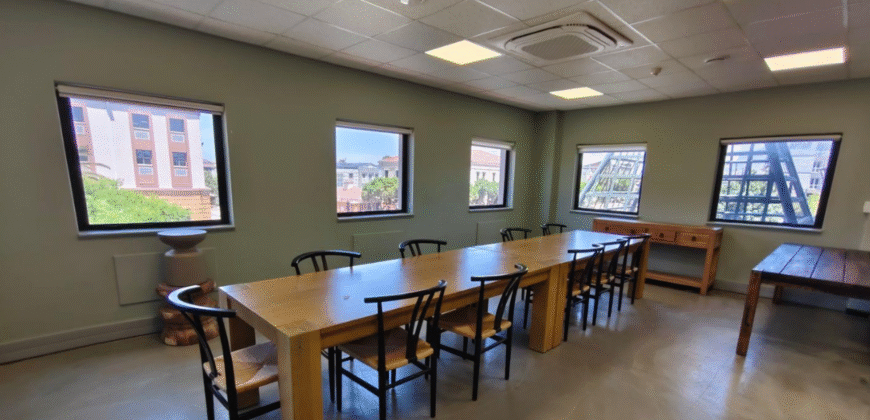 877 m² Office to Rent Century City