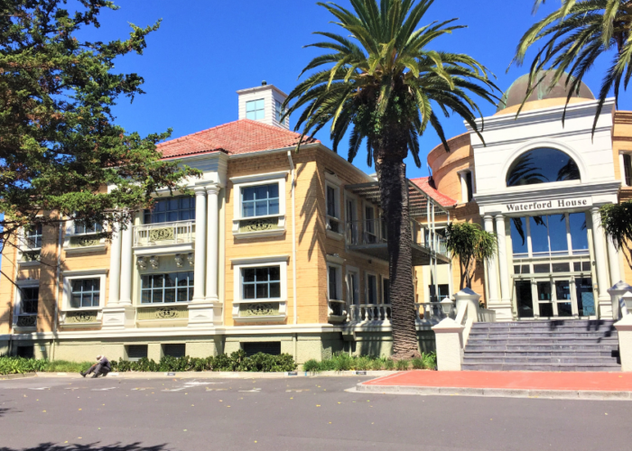 454 m² Office To Rent Century City