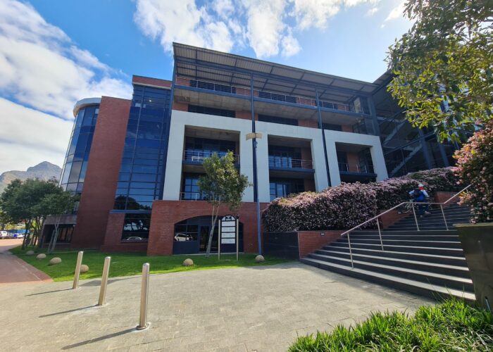 324 m² Office to Rent Observatory