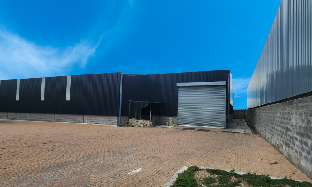 1,915 m² Warehouse to Rent Blackheath