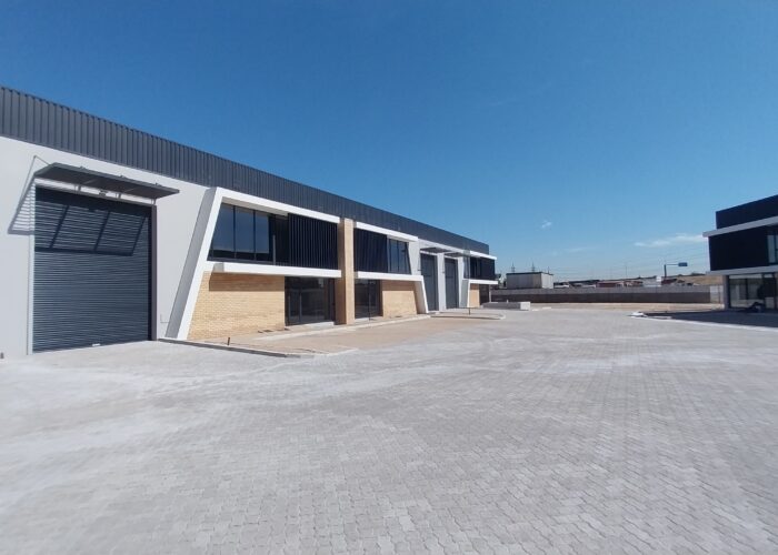 565 m² Warehouse to Rent Stikland