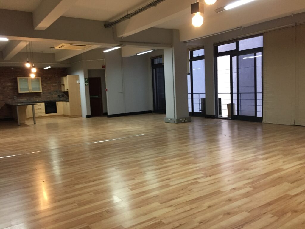 4 Loop Street