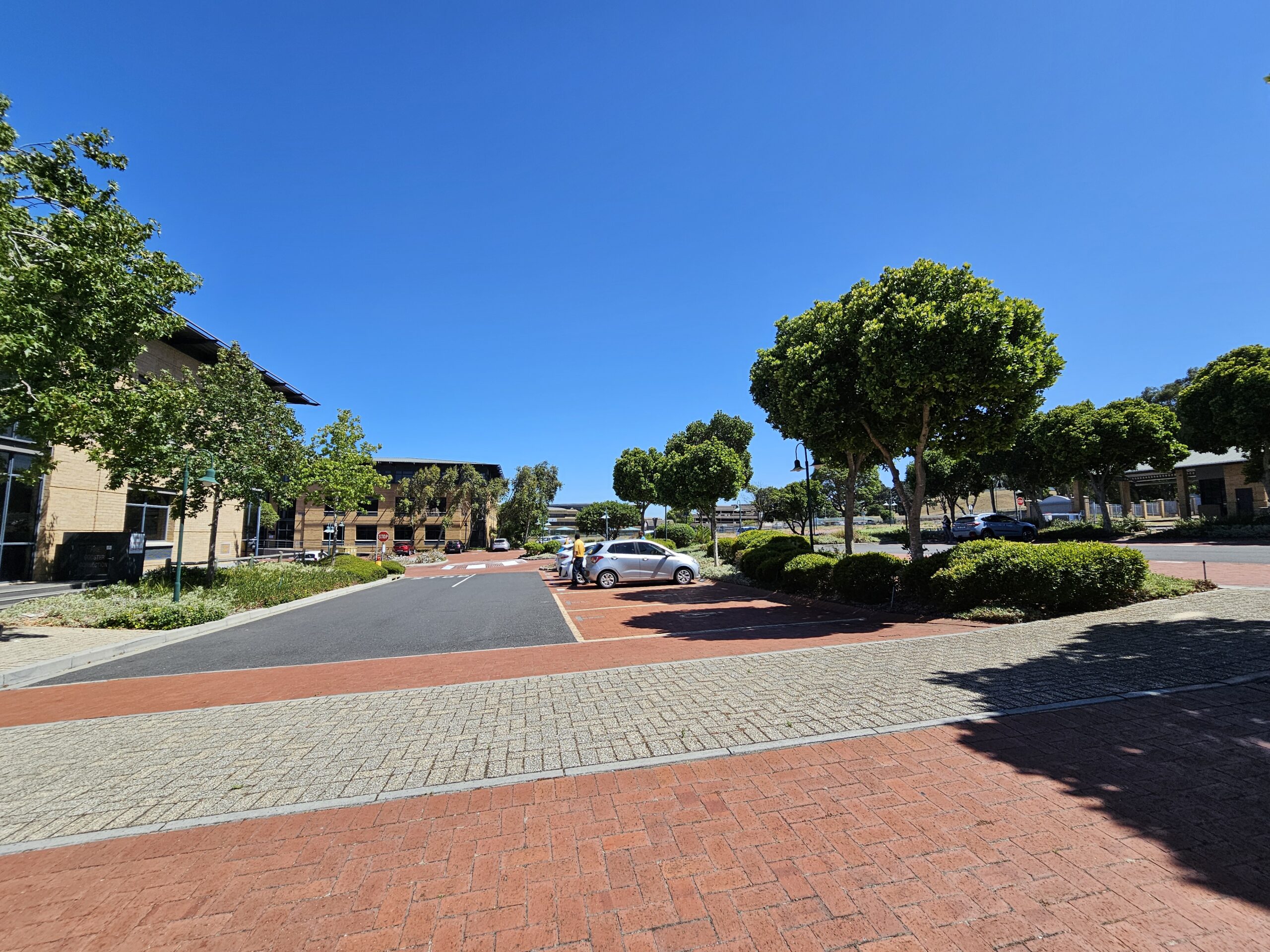 346 m² Office Space to Rent Plattekloof Office Park