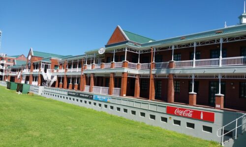 124 m² Office to Rent Claremont