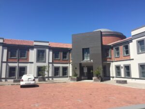 130 m² Office to Rent Century City