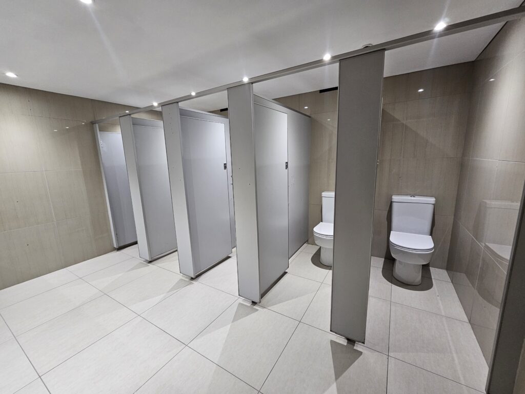 4,446 m² Office for Sale Cape Town - Image 3