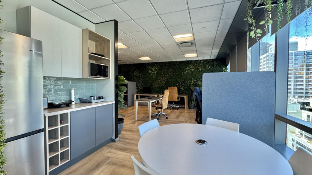 Office to Rent Portside Building
