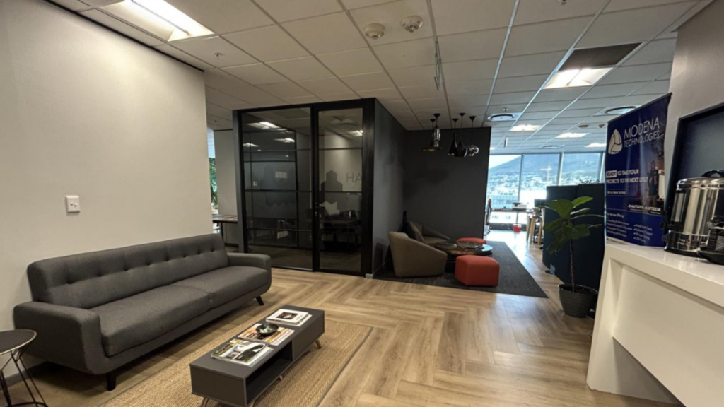 Office to Rent Portside Building