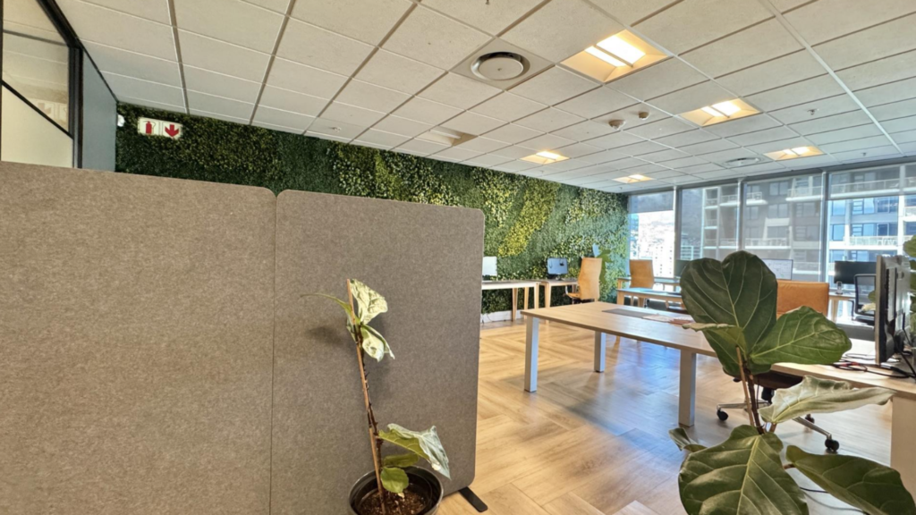 Office to Rent Portside Building