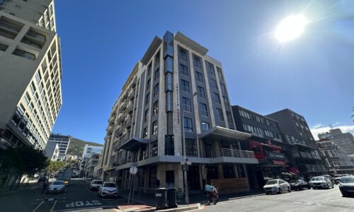 215 m² Office to Rent Cape Town CBD
