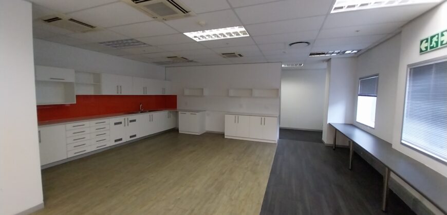 1,012 m² Office to Rent Cape Town City Center