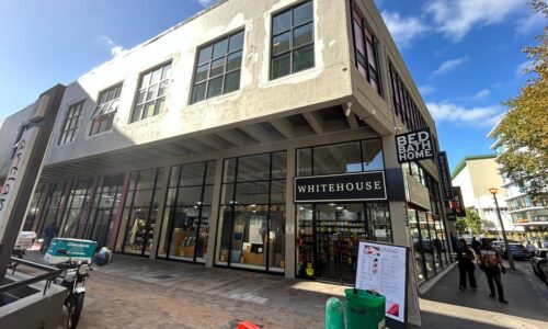 180 m² Retail to Let Claremont