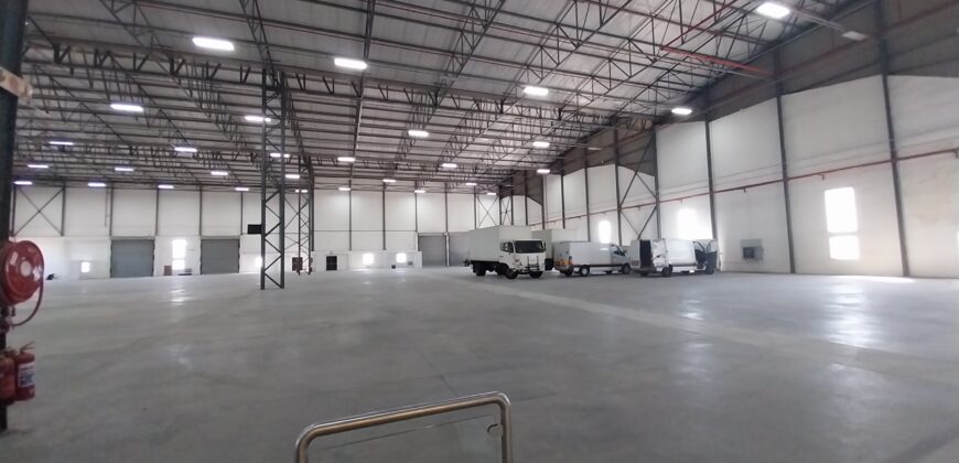 5,846 m² Warehouse to Rent Airport Industria