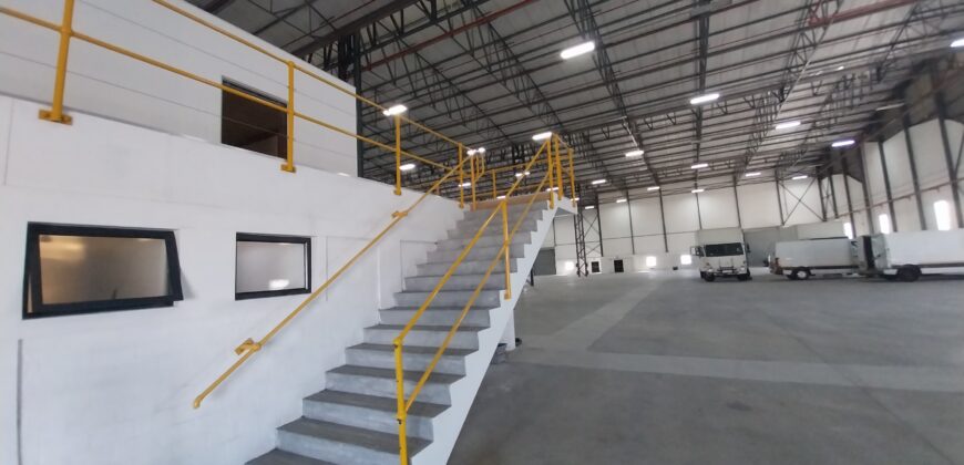 5,846 m² Warehouse to Rent Airport Industria