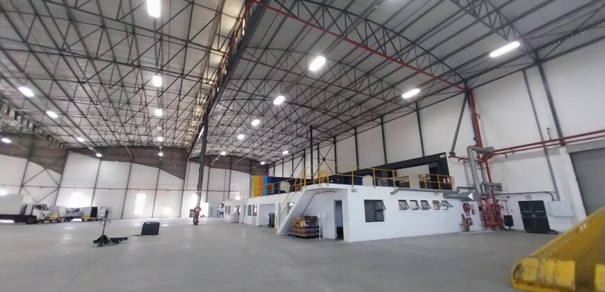 5,846 m² Warehouse to Rent Airport Industria