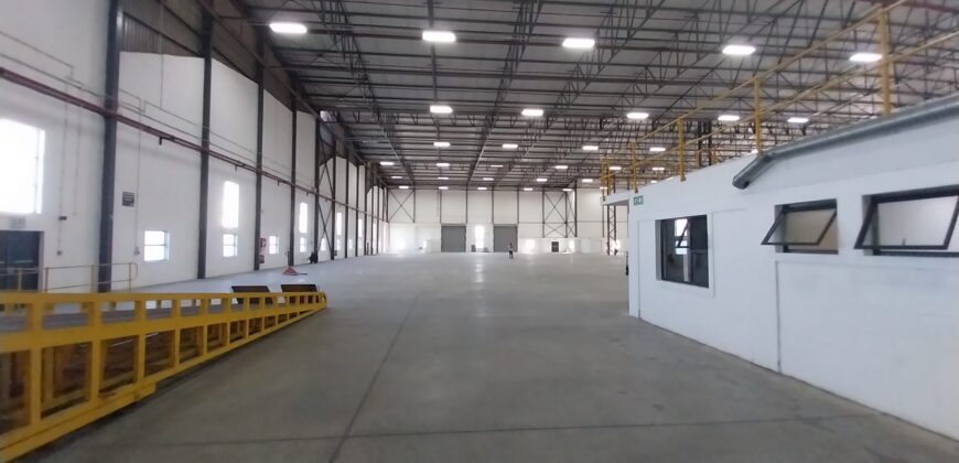 5,846 m² Warehouse to Rent Airport Industria