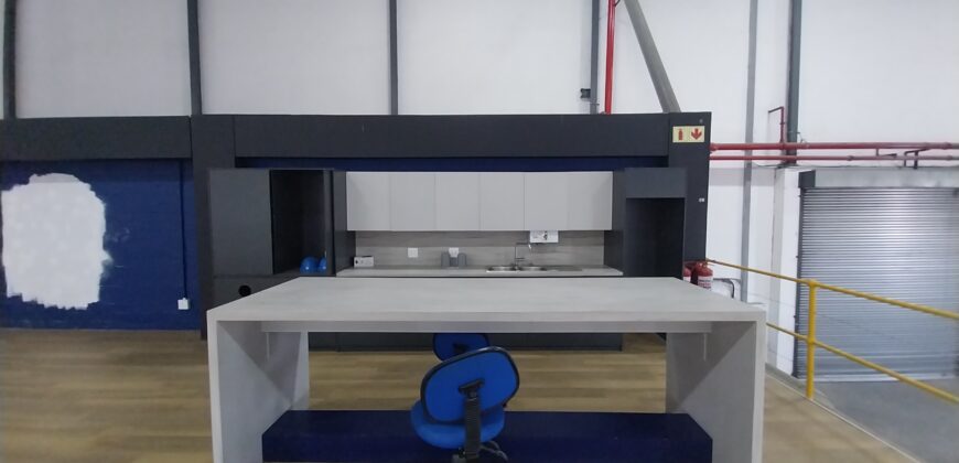 5,846 m² Warehouse to Rent Airport Industria