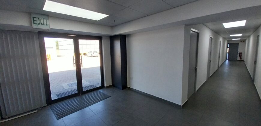 5,846 m² Warehouse to Rent Airport Industria