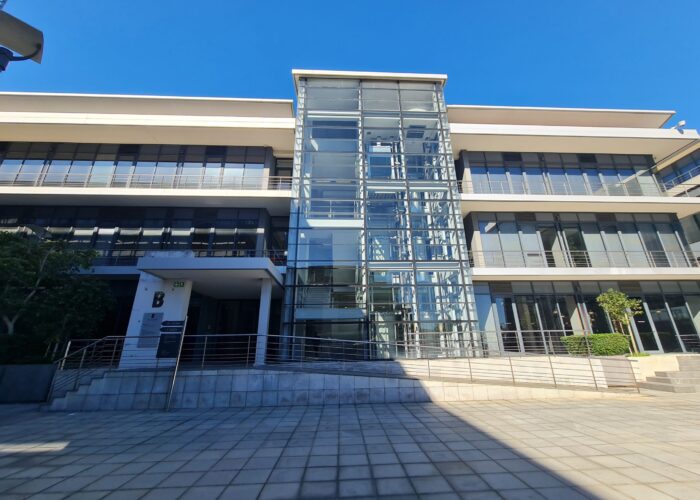 236 m² Office to Rent Woodstock