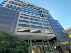 2,004 m² Office to Let Foreshore