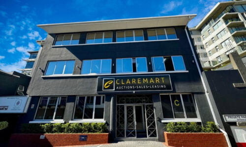 670 m² Office to Rent Green Point