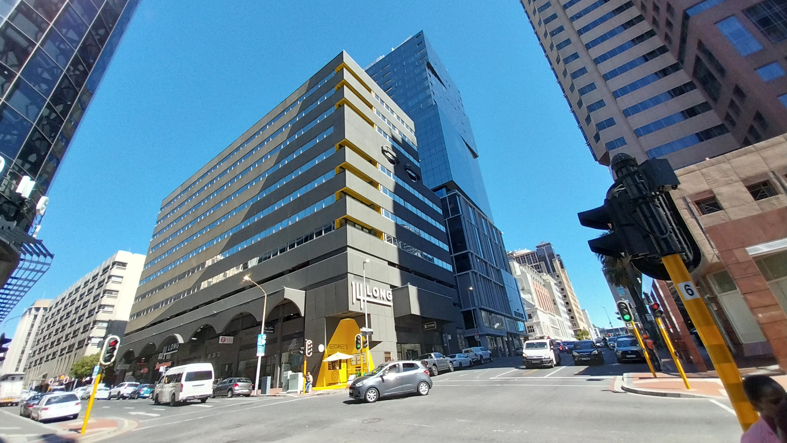 984 m² Office to Rent 14 Long Street