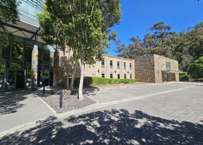 967 m² Office to Rent Plattekloof