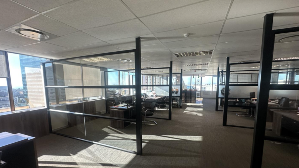Office to Let 2 Long Street