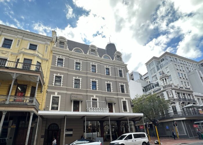 174 m² Office to Rent Cape Town CBD