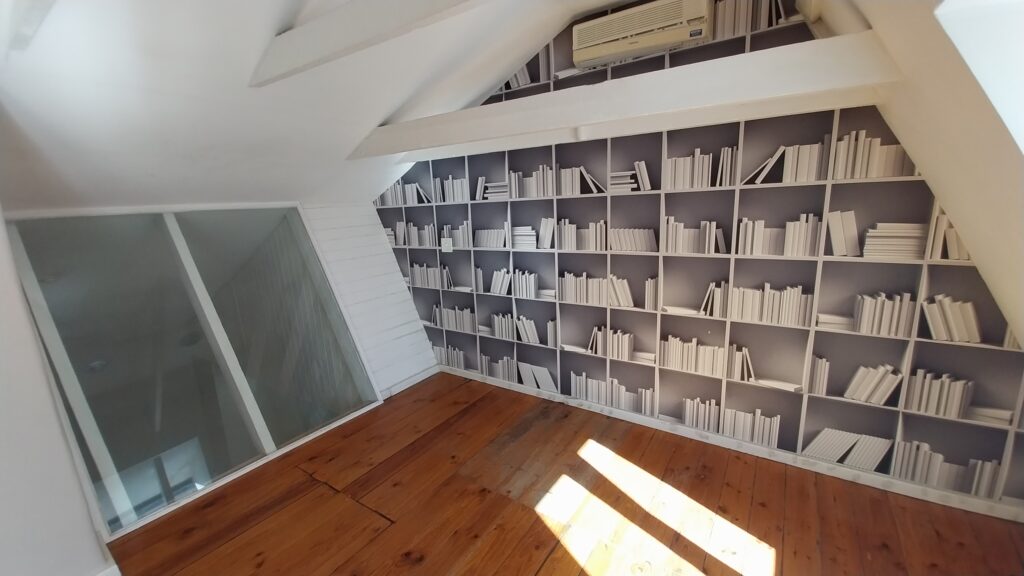 232 m² Office to Let Cape Town CBD - Image 7