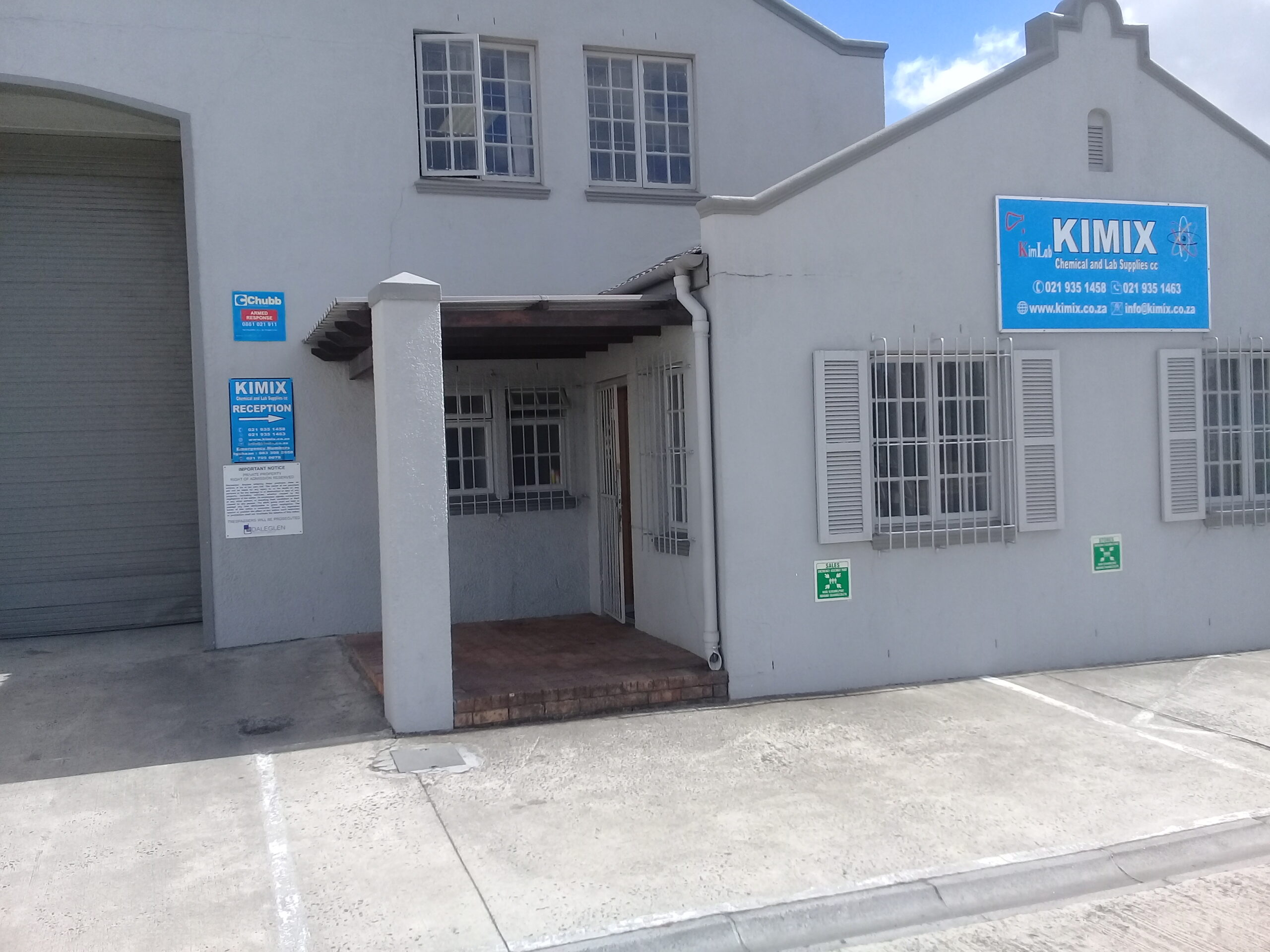 204 m² Warehouse to Airport Industria