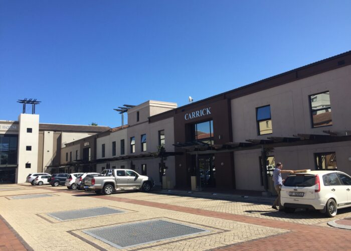 195 m² Office to Let Century City