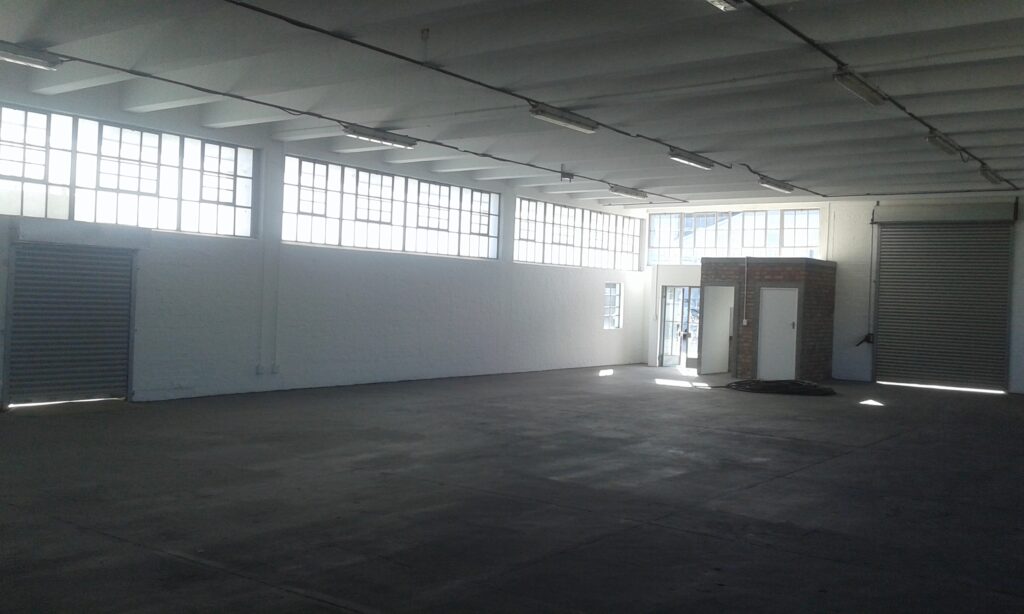 Hangar 17