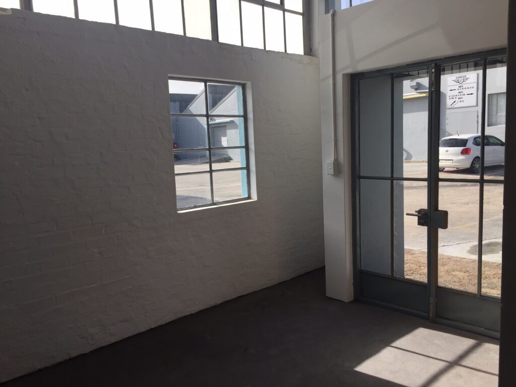 Hangar 17