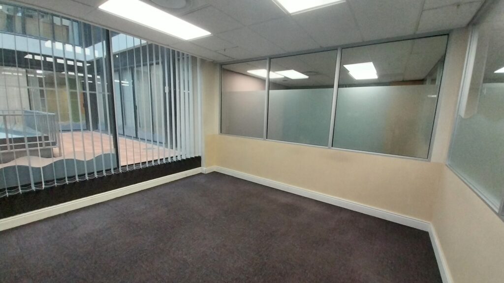 Office to Rent 5 St Georges Mall