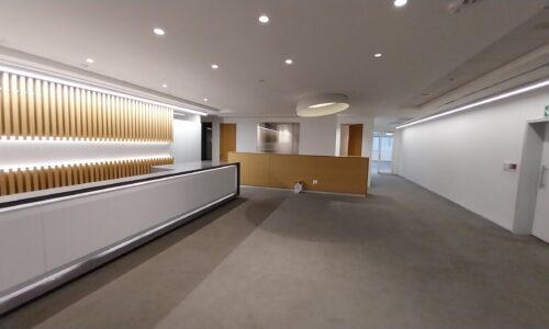 2,004 m² Office to Let Foreshore