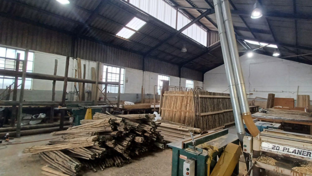 Warehouse to Rent Stikland - 12 Farad Street