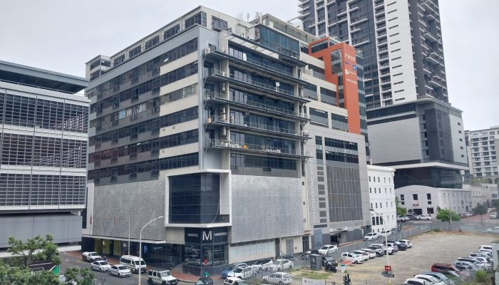 4 Loop Street