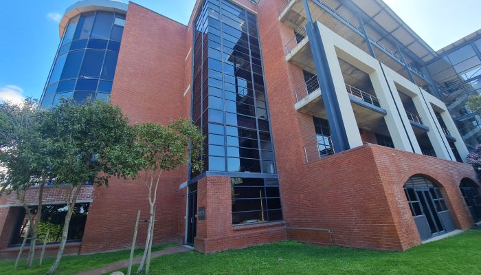 Office to Rent Black River Park