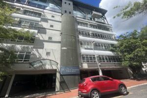 Office to rent Claremont