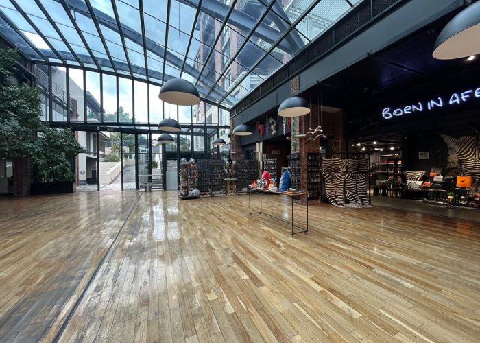 Retail Property to rent Wembley Square