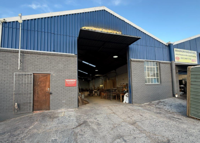 Warehouse to Rent Stikland - 12 Farad Street