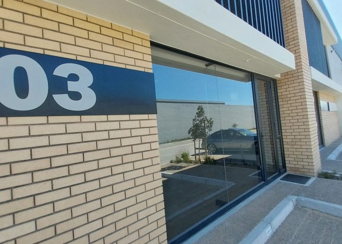 Warehouse to Rent in Stikland